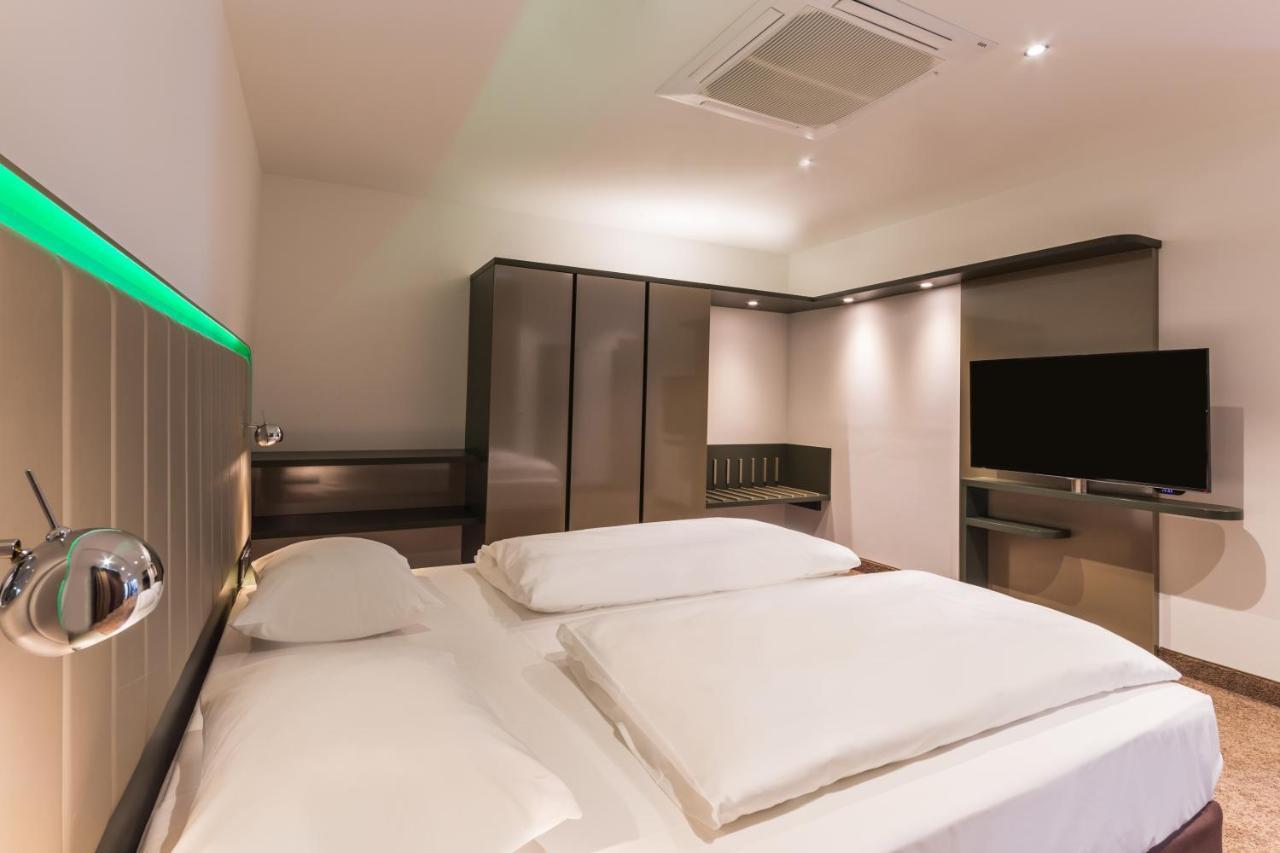 נוימרקט אין דר אוברפפלץ Park Inn By Radisson Neumarkt מראה חיצוני תמונה