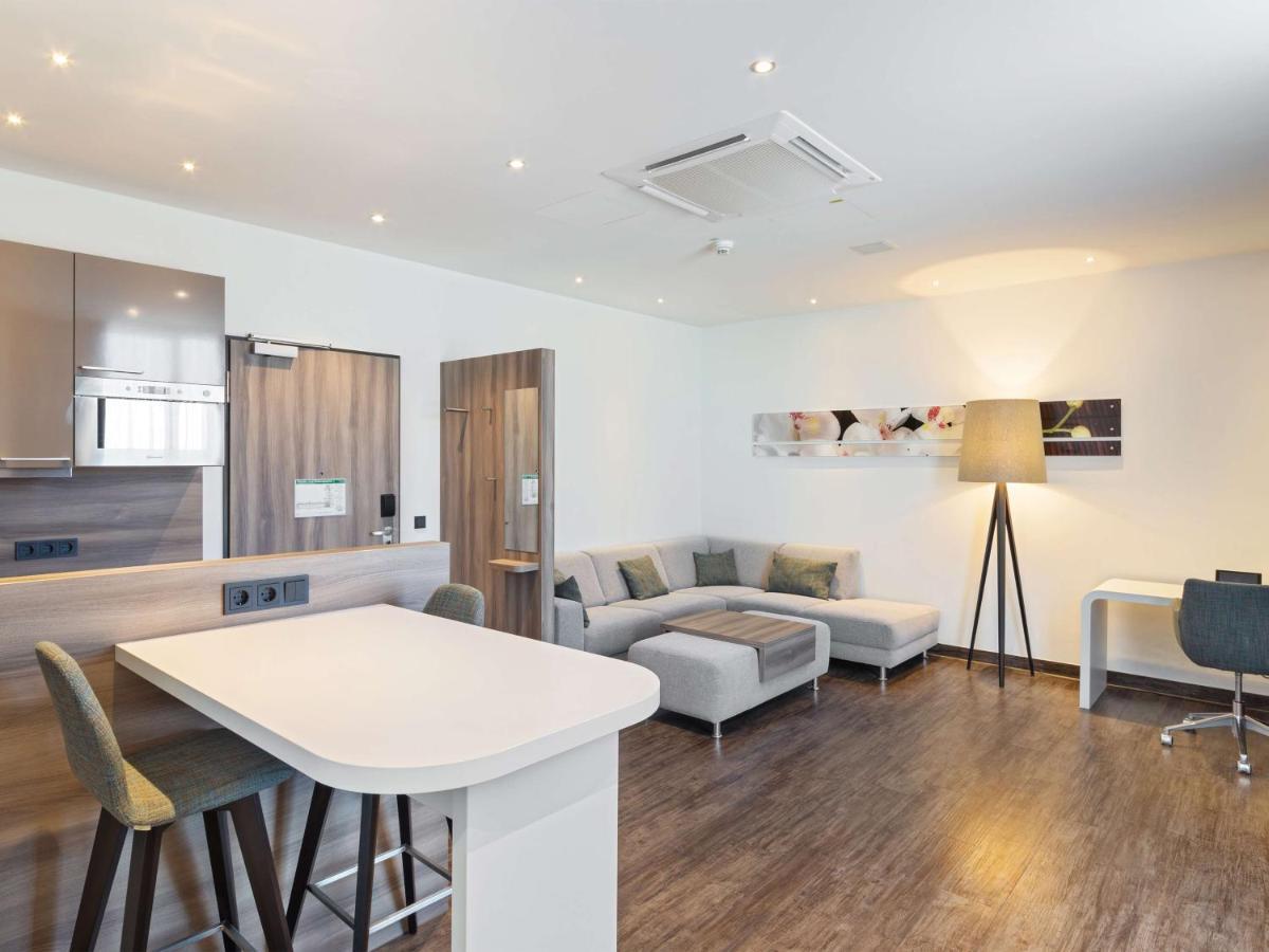 נוימרקט אין דר אוברפפלץ Park Inn By Radisson Neumarkt מראה חיצוני תמונה