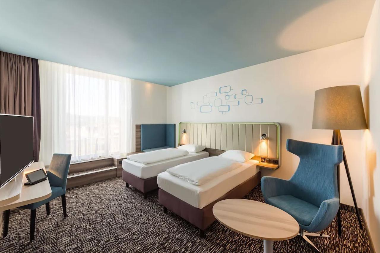 נוימרקט אין דר אוברפפלץ Park Inn By Radisson Neumarkt מראה חיצוני תמונה