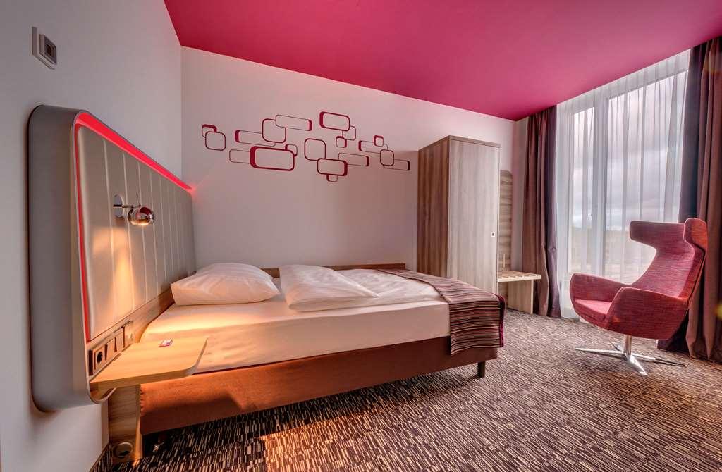 נוימרקט אין דר אוברפפלץ Park Inn By Radisson Neumarkt חדר תמונה